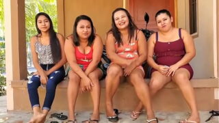 Upskirts of three Salvadorian sluts flashing their panties